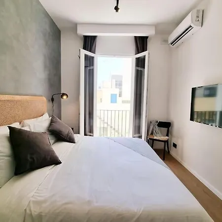 Apartment Vibranty Lux - Location, Minutes From Sandy